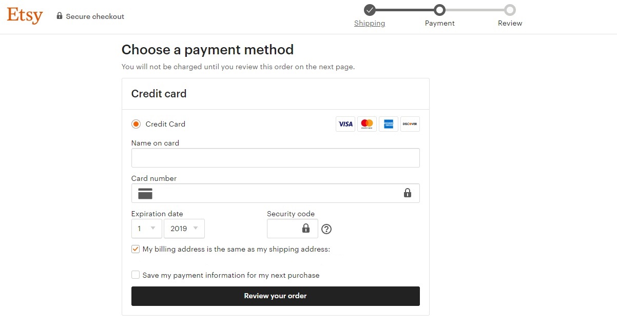Webová stránka obchodu Etsy, na které zadáváme naše platební údaje (číslo karty, expiraci, bezpečnostní kód atd.).